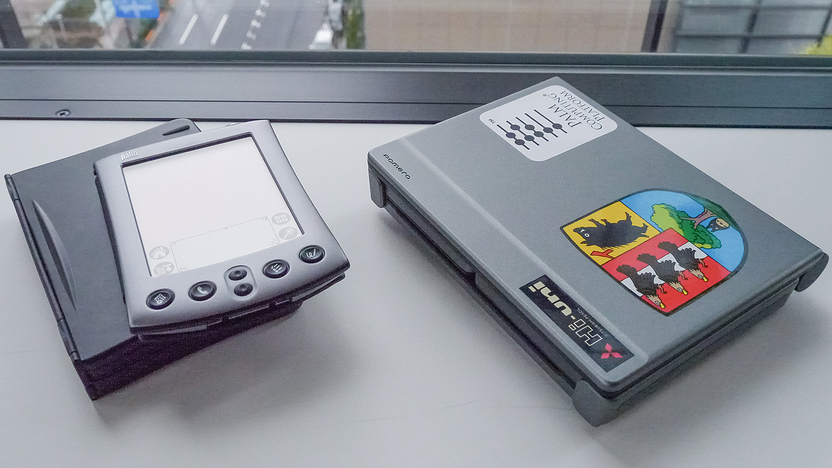 Retro writing 04 – Palm vs. Pomera – Mateusz Urbanowicz