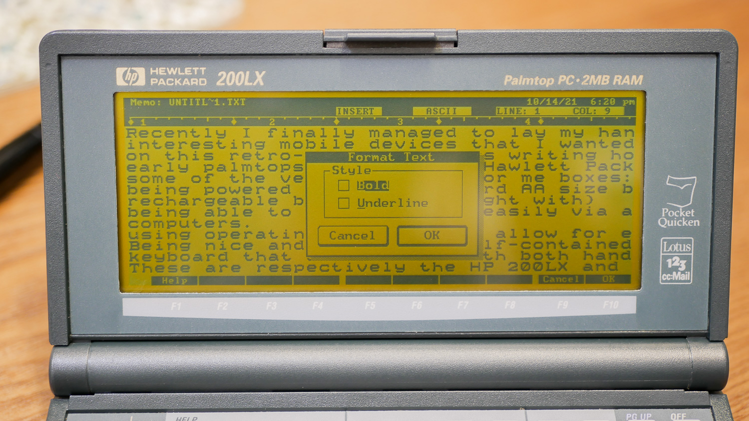 Retro writing 06 – HP palmtops – Mateusz Urbanowicz