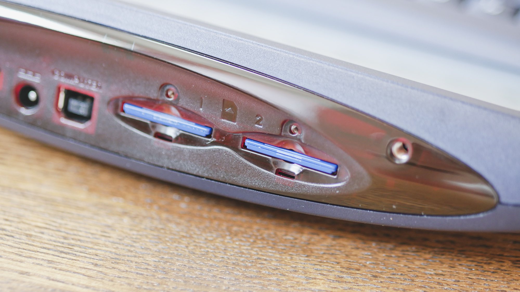 Retro Writing 10 – AlphaSmart DANA – Mateusz Urbanowicz